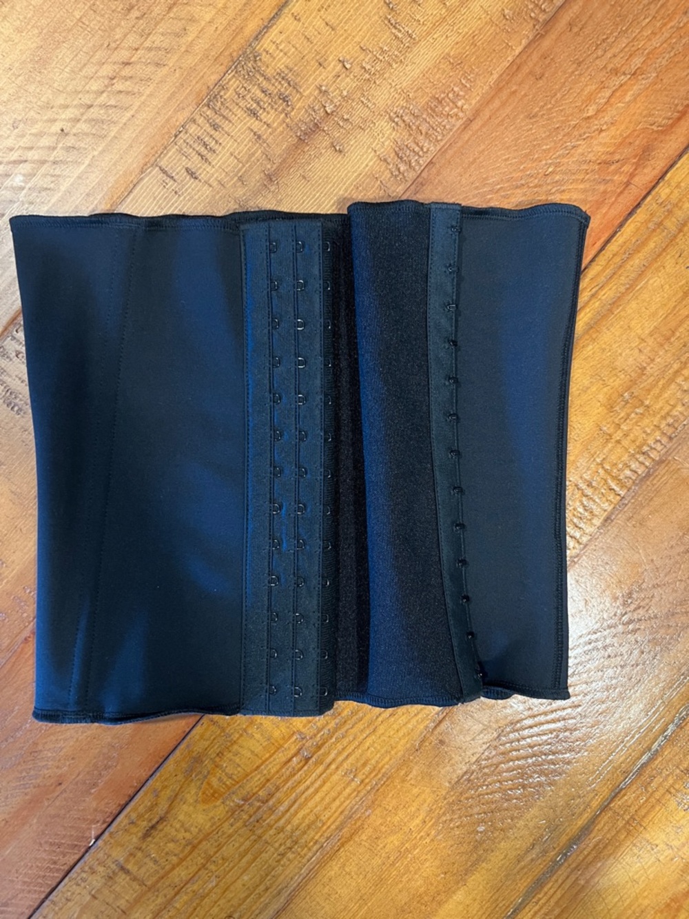 Skims Waist Trainer - Picture 2 of 4